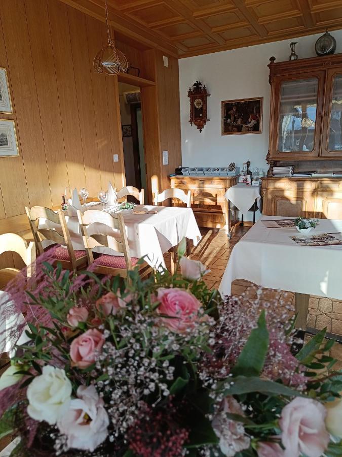 Hotel Adler Sigriswil Buitenkant foto